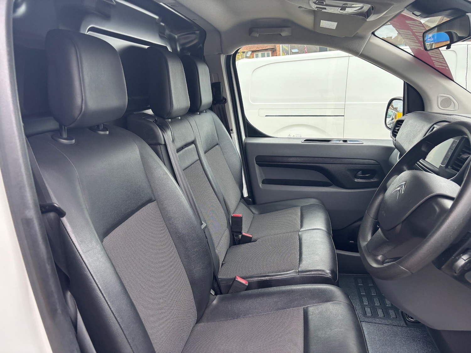 Used Citroen Dispatch 2019 for sale - 76479523: Photo 16