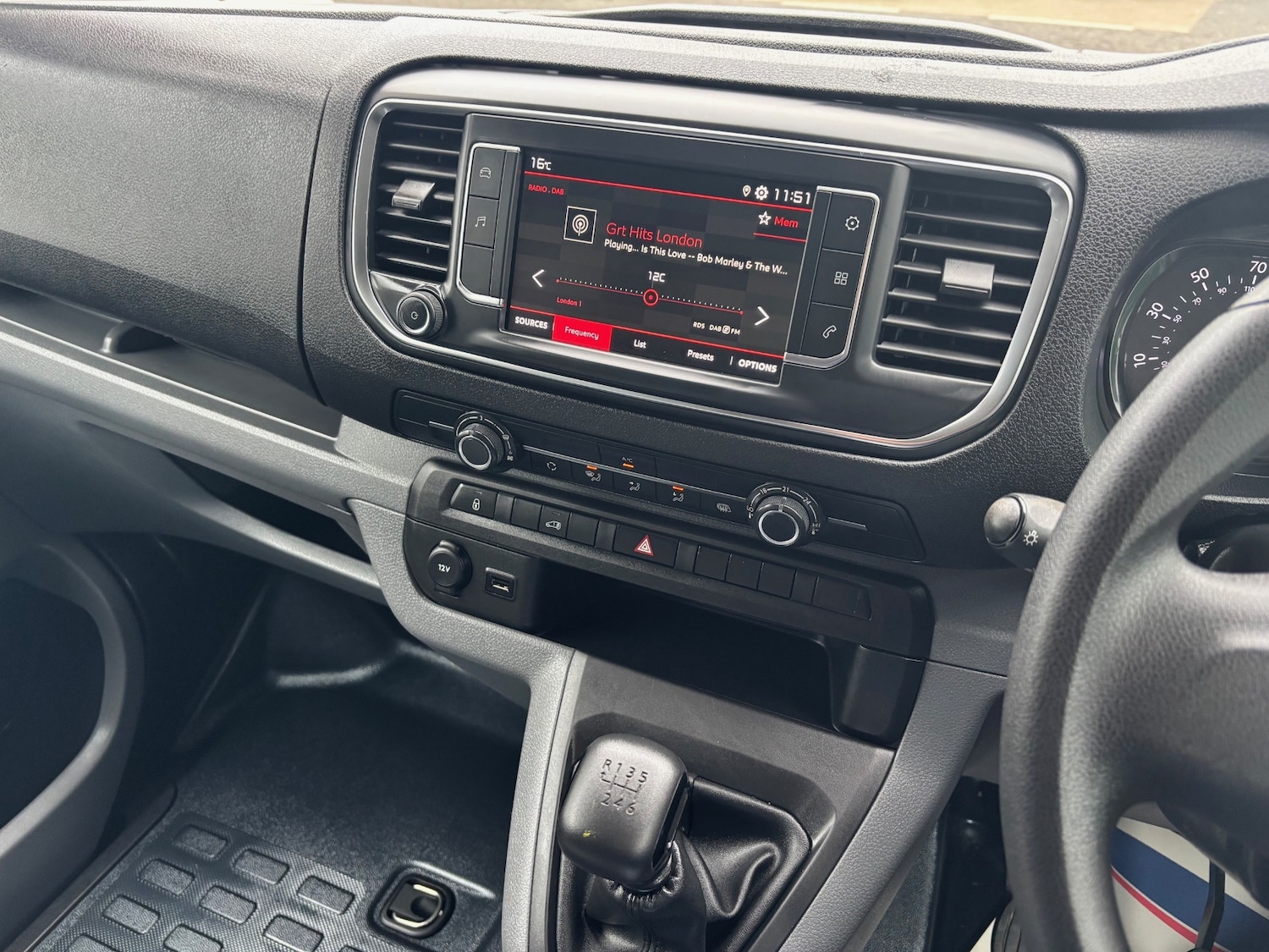 Used Citroen Dispatch 2019 for sale - 76479523: Photo 19