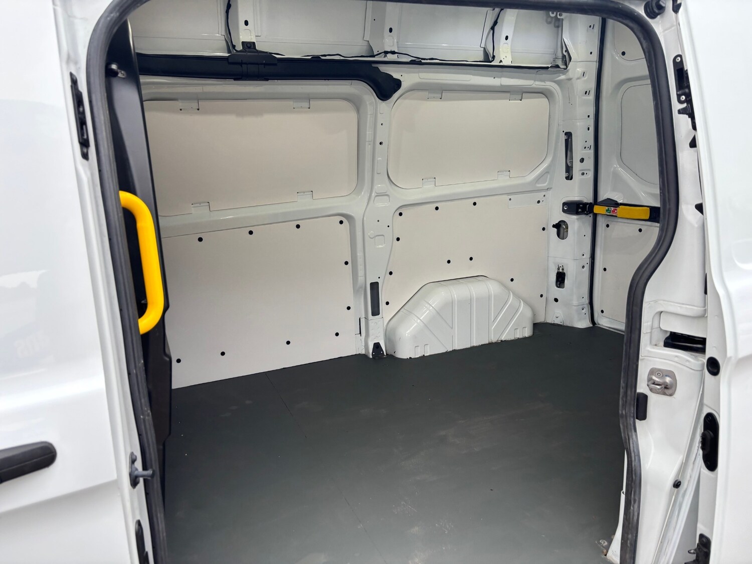 Used Ford Transit Custom 2020 for sale - 77607140: Photo 12