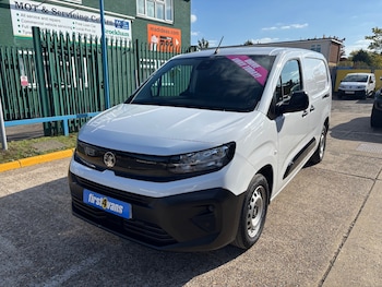 Used Vauxhall Combo 2024 for sale - 76221619: Photo