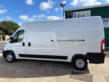 Used Peugeot Boxer 2023 for sale - 75931611: Photo