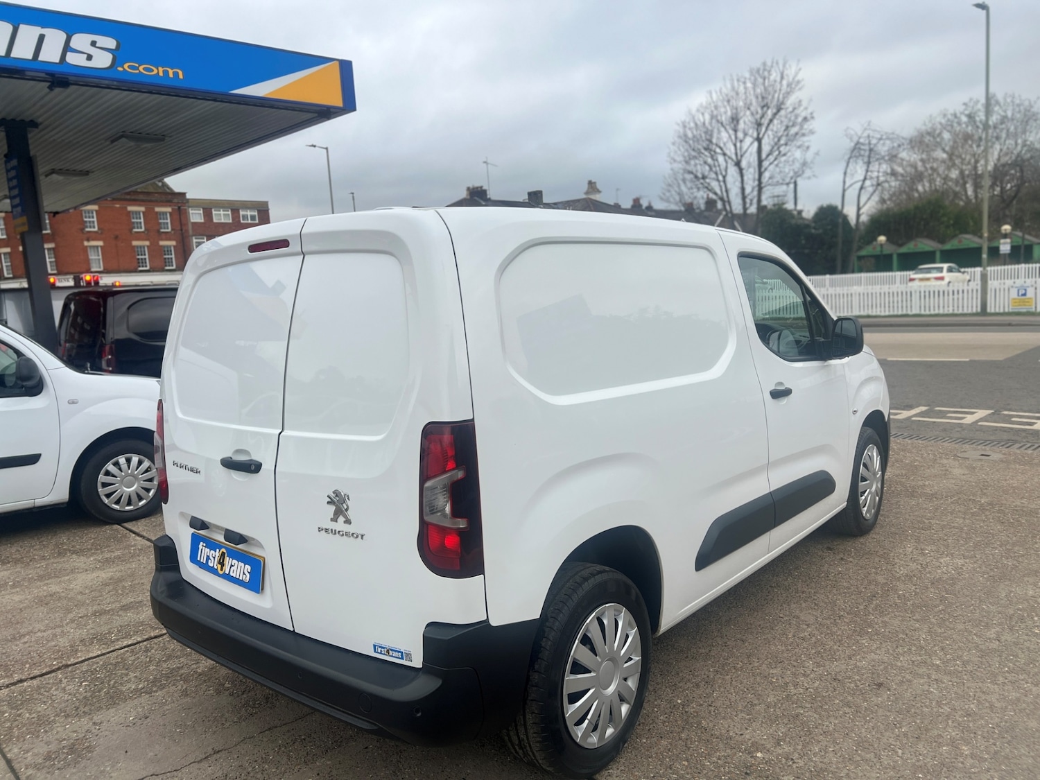 Used Peugeot Partner 2022 for sale - 76946955: Photo 11