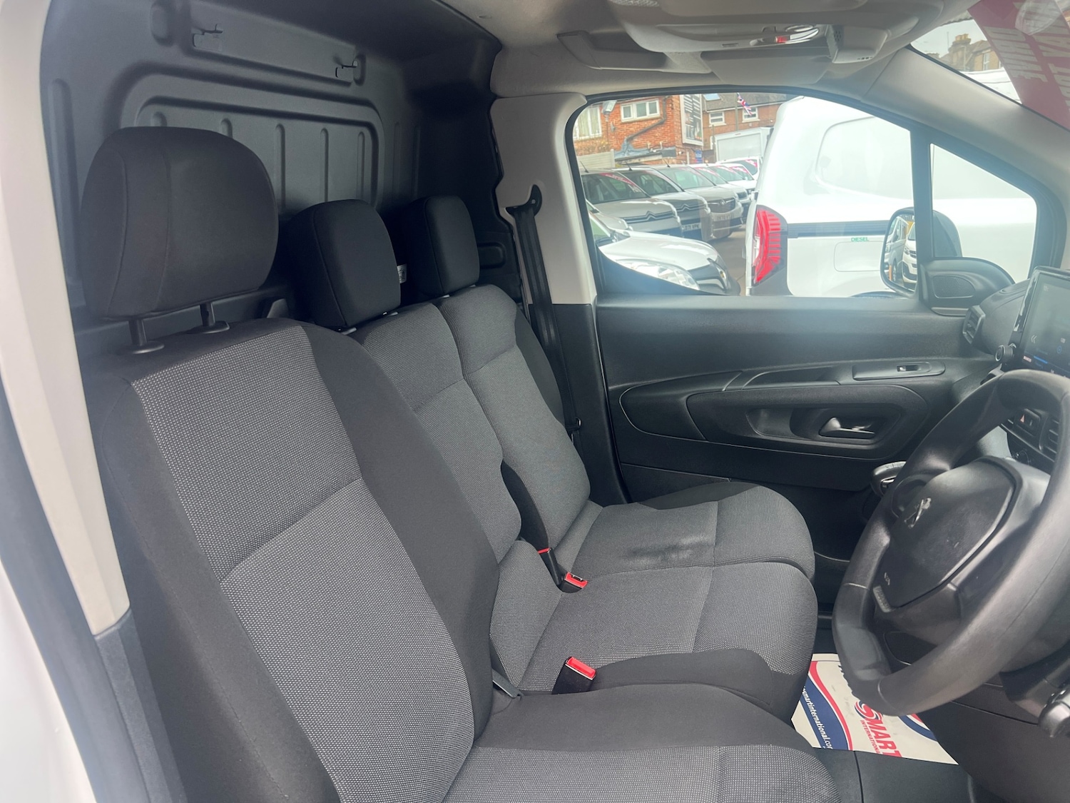 Used Peugeot Partner 2022 for sale - 76946955: Photo 13