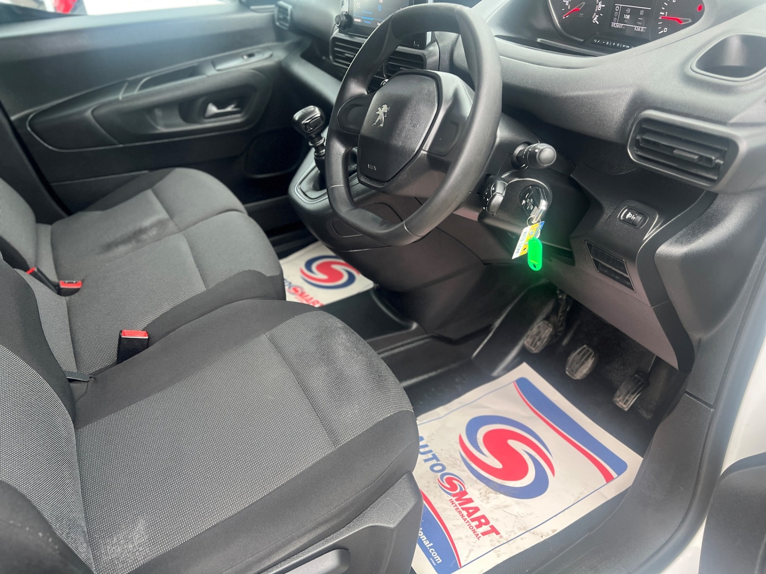 Used Peugeot Partner 2022 for sale - 76946955: Photo 15