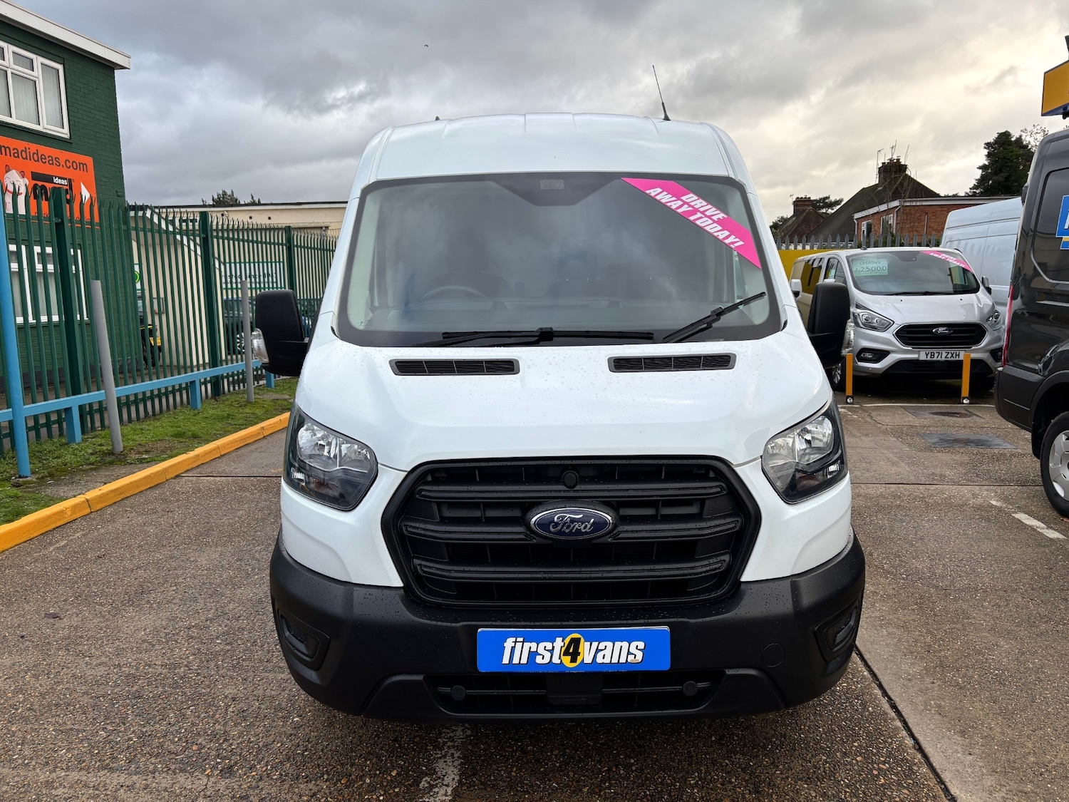Used Ford Transit 2022 for sale - 76626693: Photo 2