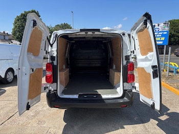 Used Vauxhall Vivaro 2023 for sale - 79219879: Photo