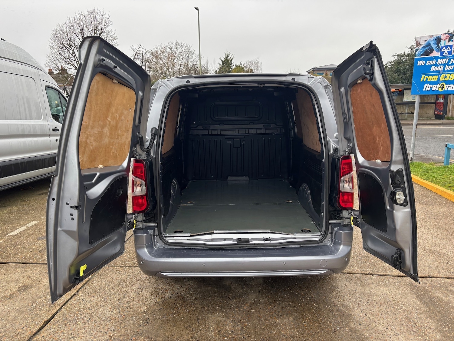 Used Vauxhall Combo 2019 for sale - 77650322: Photo 10