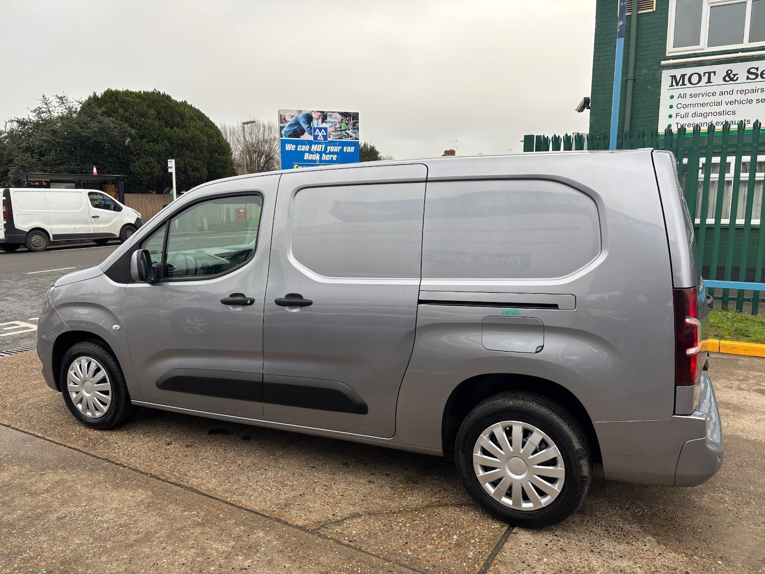 Used Vauxhall Combo 2019 for sale - 77650322: Photo 11