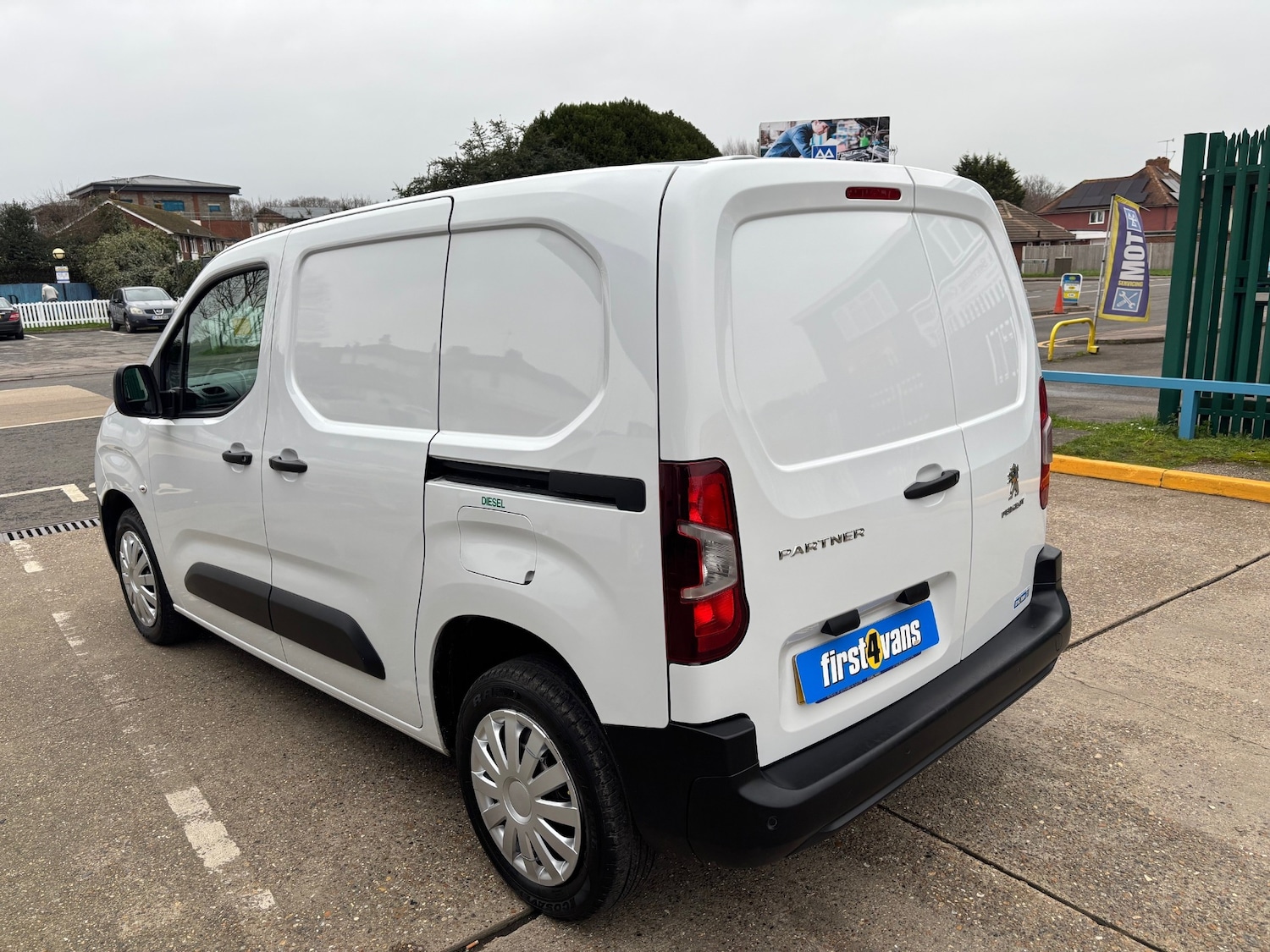 Used Peugeot Partner 2023 for sale - 77640790: Photo 4