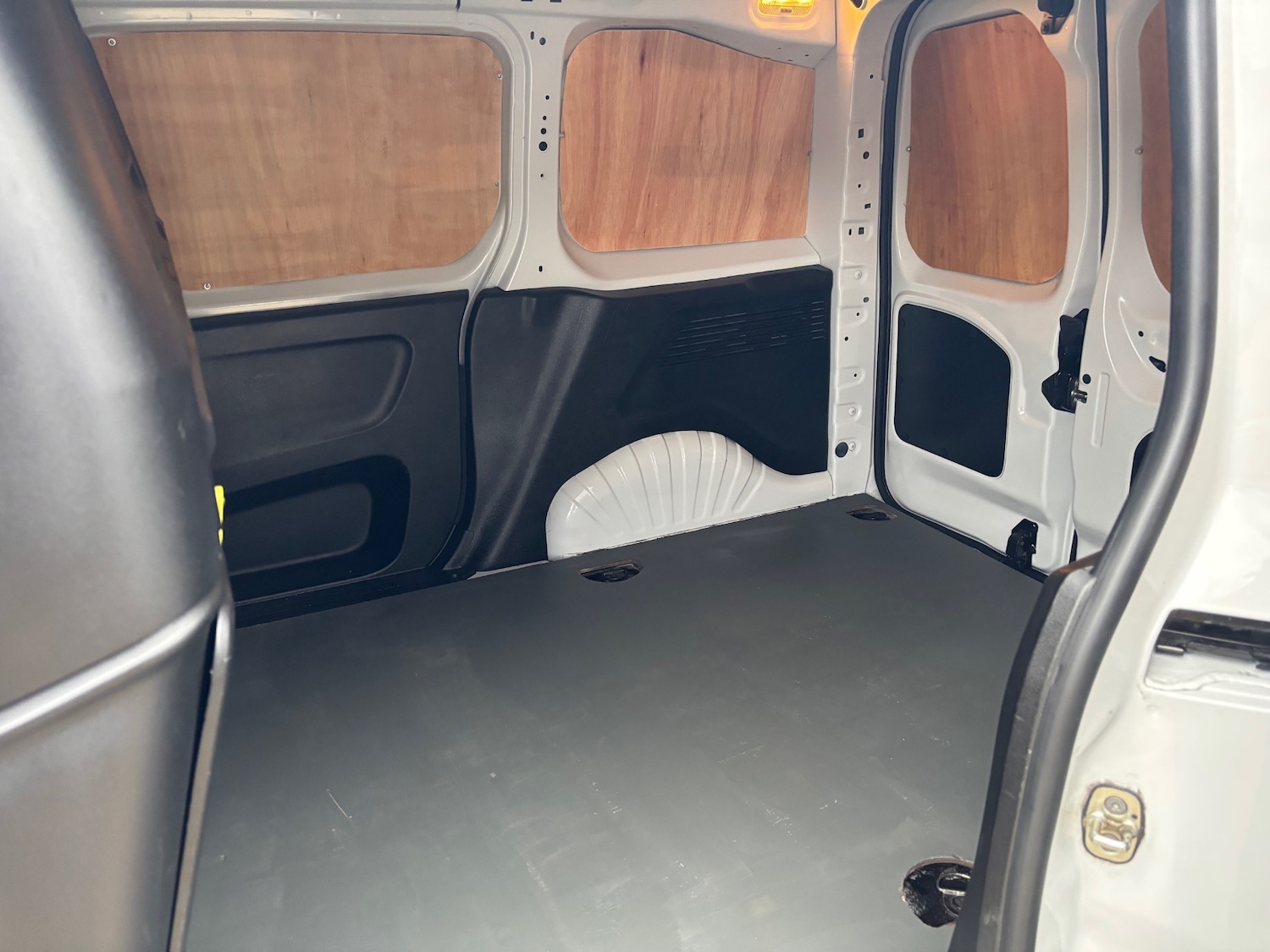 Used Peugeot Partner 2023 for sale - 77640790: Photo 9