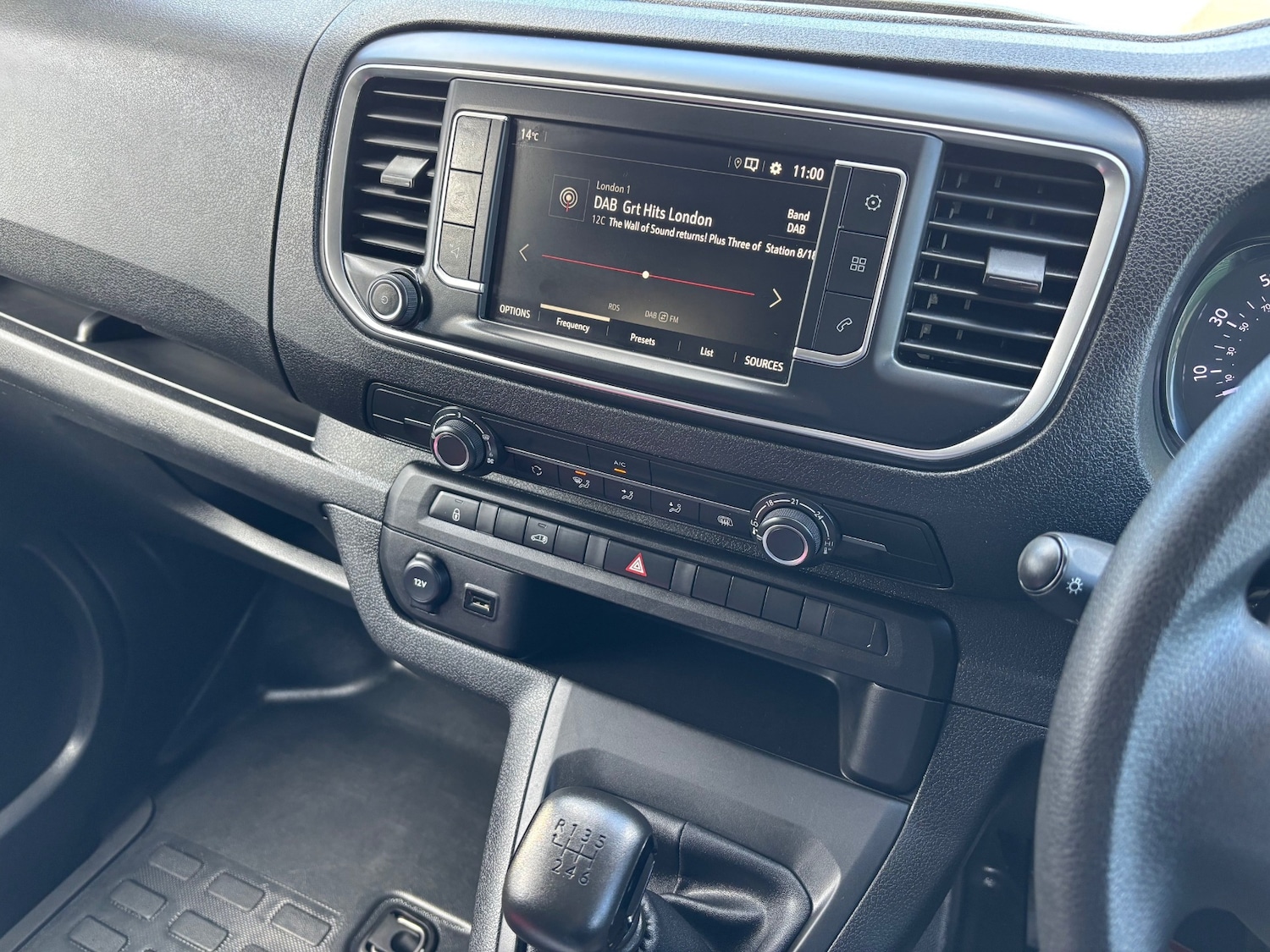 Used Vauxhall Vivaro 2023 for sale - 76436583: Photo 11