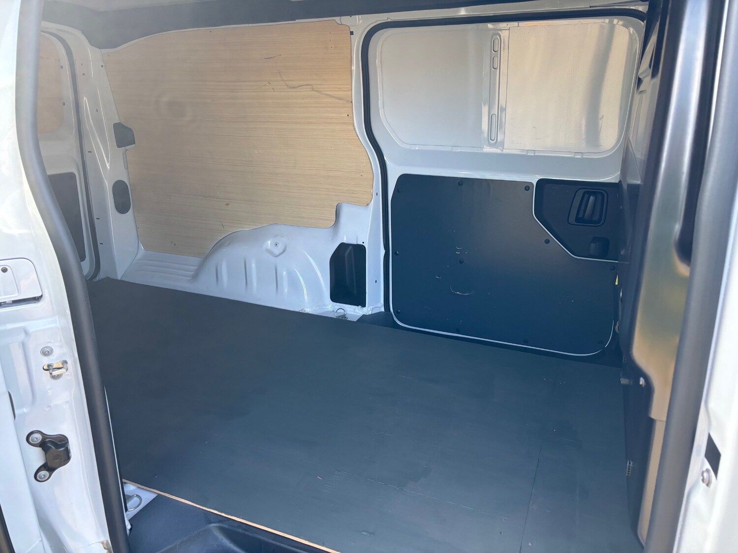 Used Vauxhall Vivaro 2023 for sale - 76436583: Photo 15