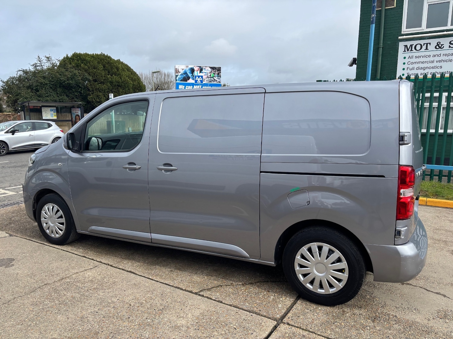 Used Vauxhall Vivaro 2020 for sale - 77901742: Photo 5
