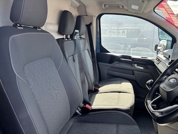 Used Ford Transit Custom 2024 for sale - 79448346: Photo