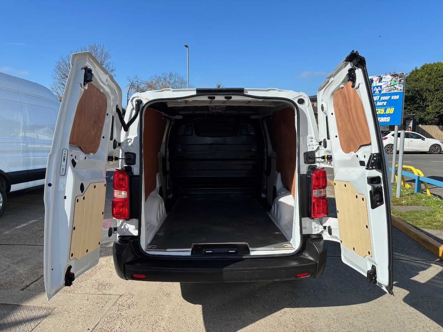 Used Vauxhall Vivaro 2022 for sale - 77917590: Photo 13