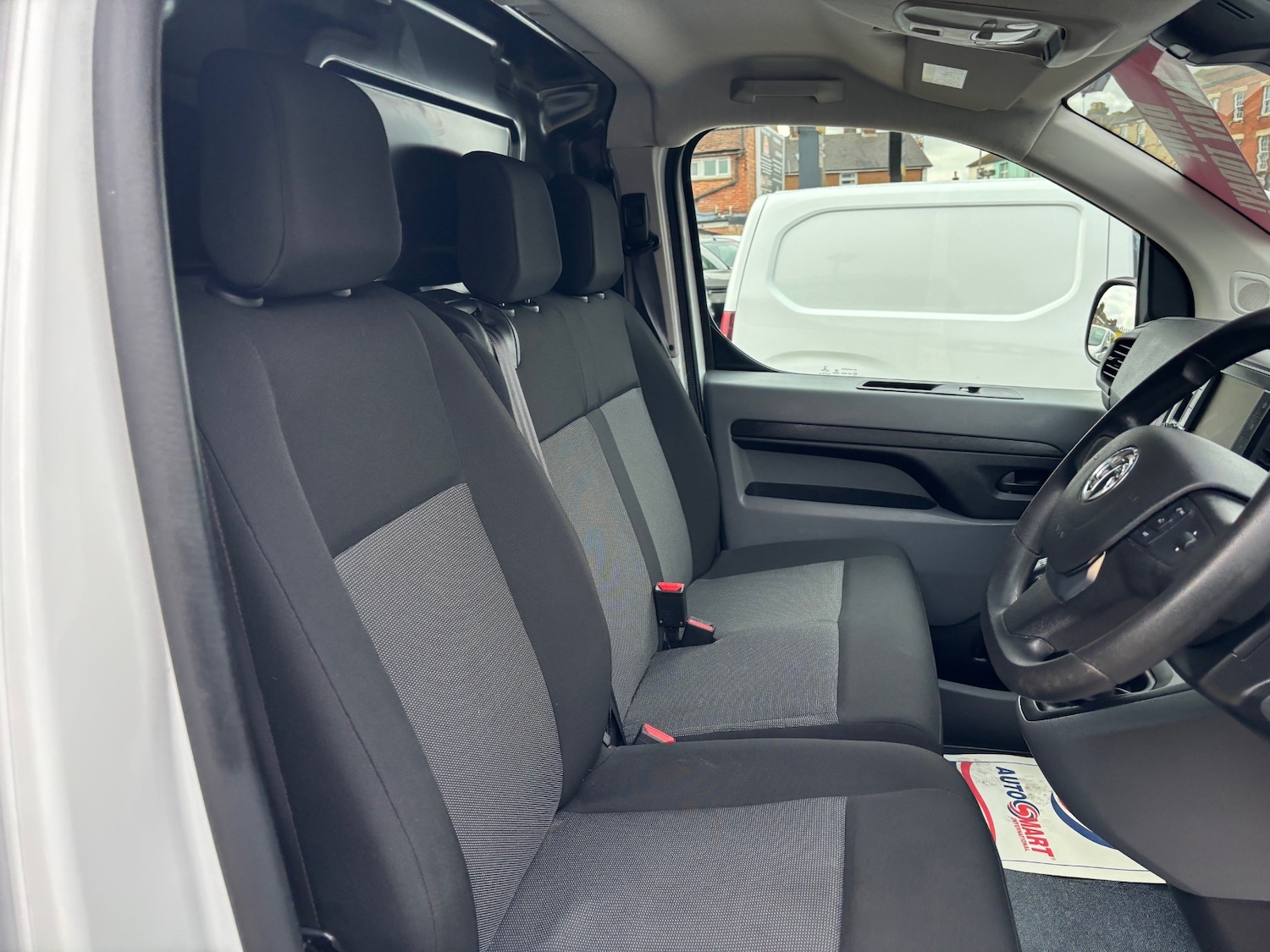 Used Vauxhall Vivaro 2022 for sale - 76682516: Photo 7