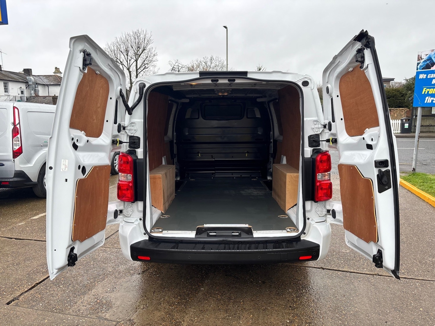 Used Vauxhall Vivaro 2023 for sale - 77688626: Photo 10