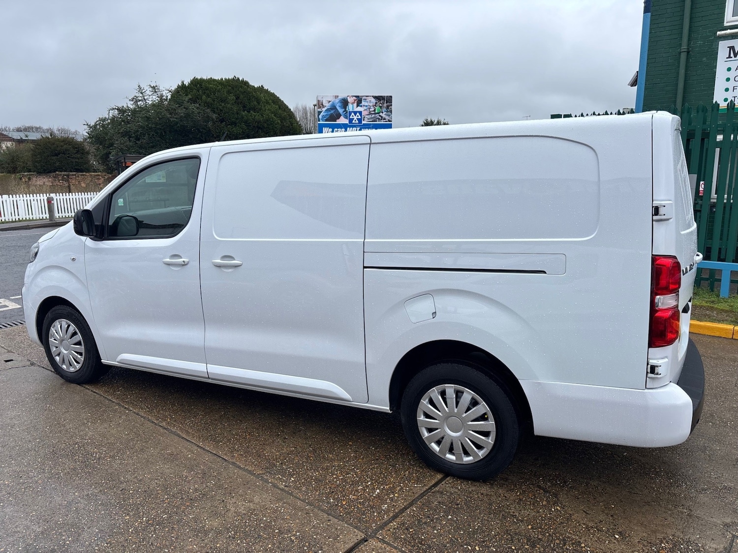 Used Vauxhall Vivaro 2023 for sale - 77688626: Photo 12