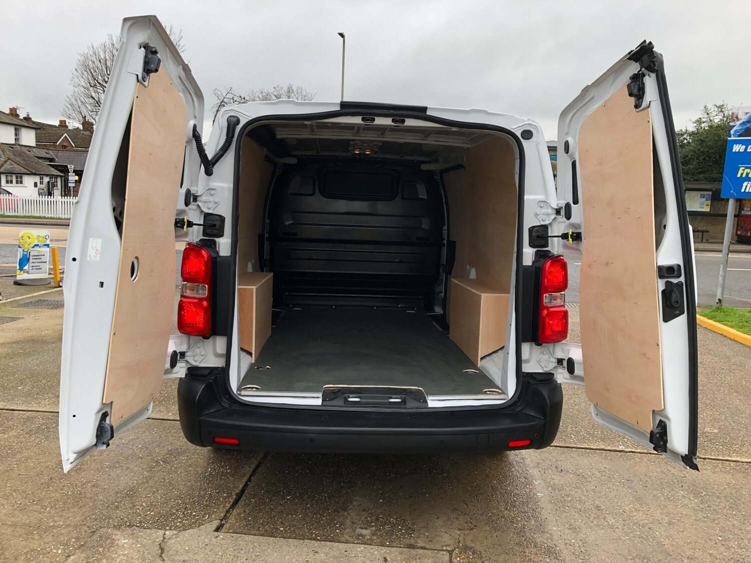 Used Vauxhall Vivaro 2023 for sale - 77530202: Photo 15