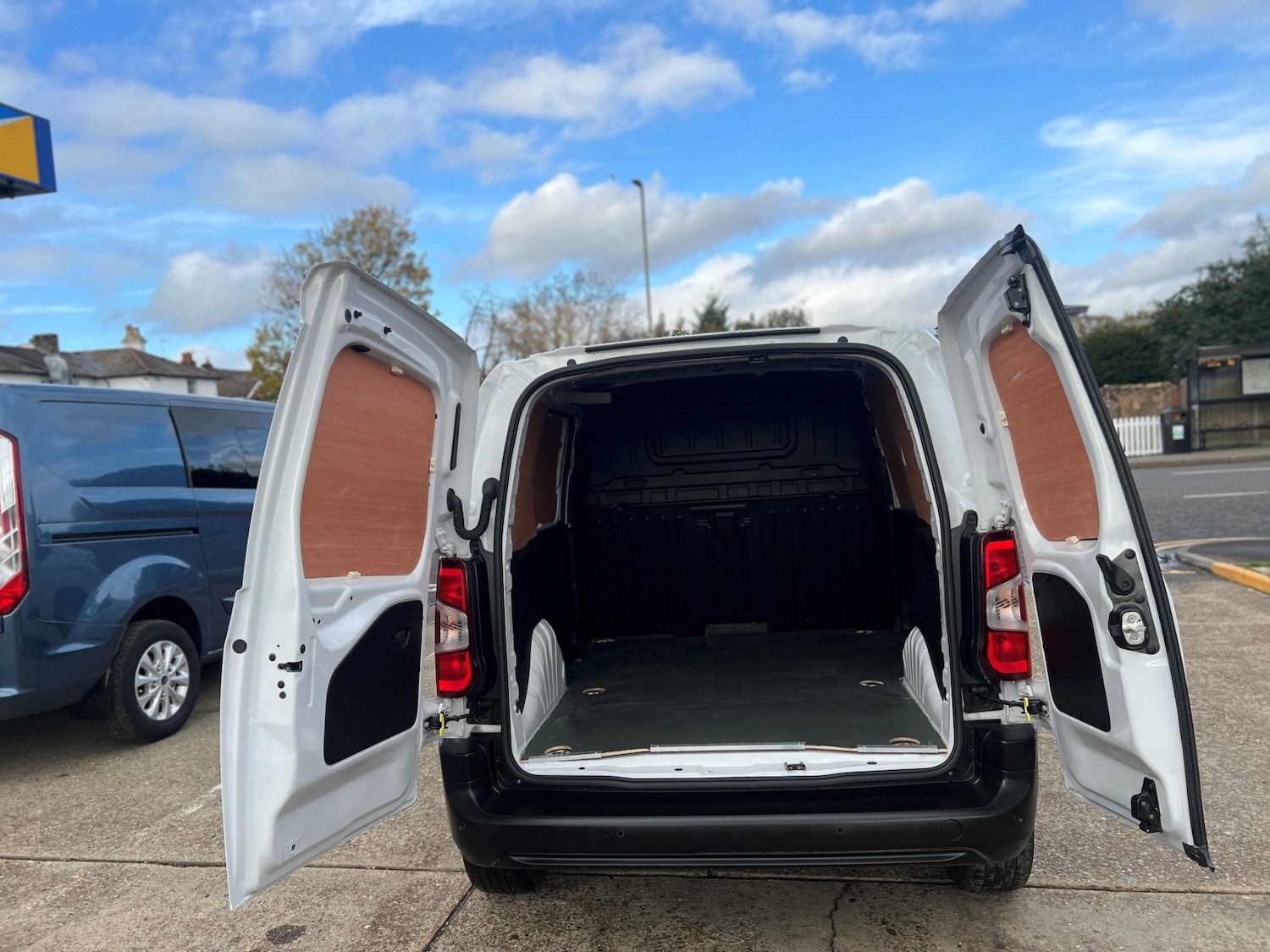 Used Vauxhall Combo 2024 for sale - 76565946: Photo 10