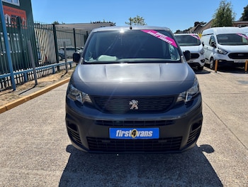 Used Peugeot Partner 2023 for sale - 79502785: Photo