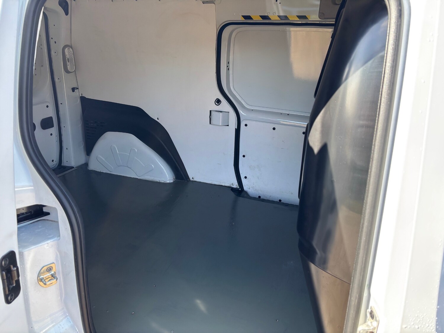 Used Renault Kangoo 2021 for sale - 75945042: Photo 9