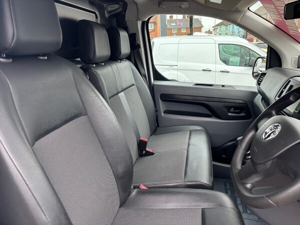 Used Vauxhall Vivaro 2020 for sale - 75984018: Photo 11