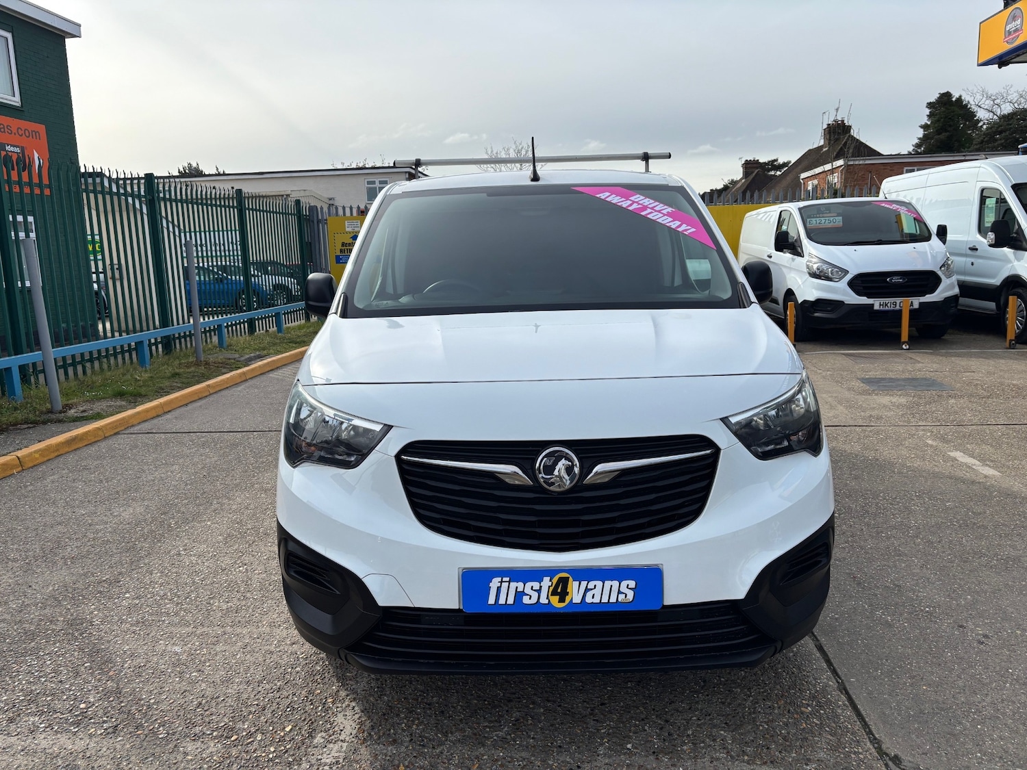 Used Vauxhall Combo 2019 for sale - 78191046: Photo 3