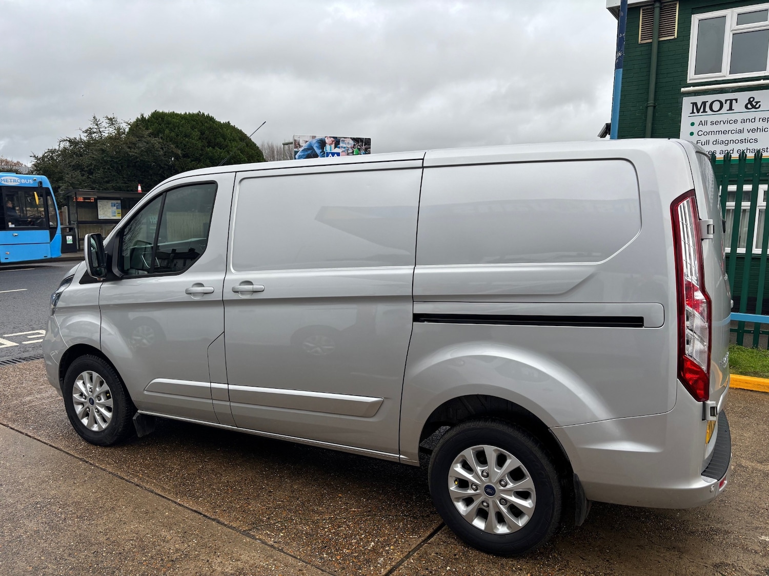 Used Ford Transit Custom 2022 for sale - 76859260: Photo 3