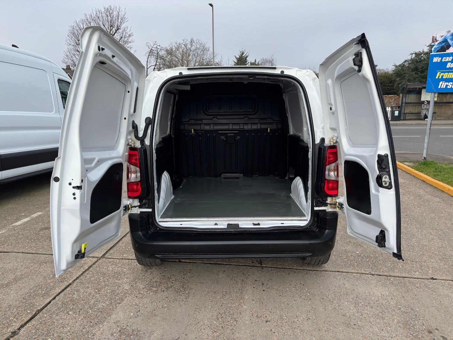 Used Peugeot Partner 2021 for sale - 77802297: Photo 9