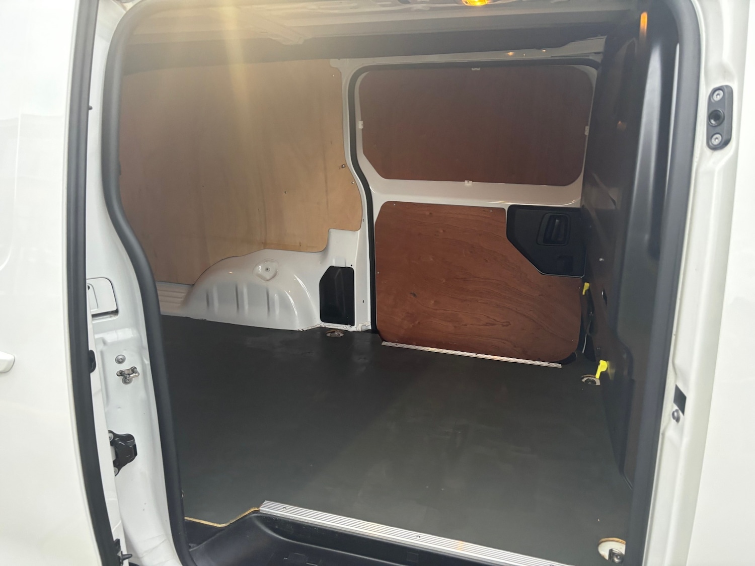 Used Vauxhall Vivaro 2021 for sale - 76921293: Photo 14