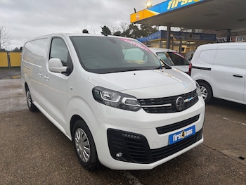 Vauxhall Vivaro feature image