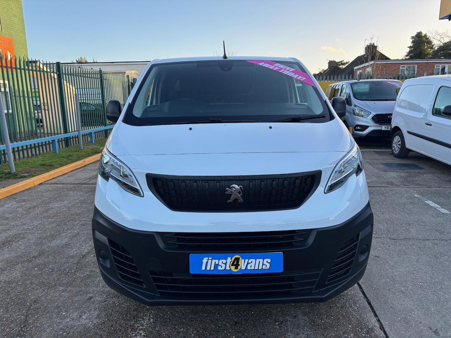 Used Peugeot Expert 2023 for sale - 77011613: Photo 4