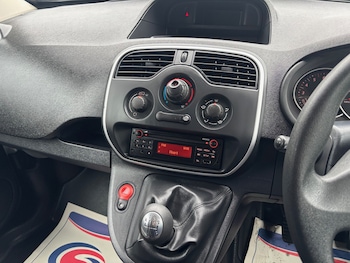 Used Renault Kangoo 2020 for sale - 76159659: Photo