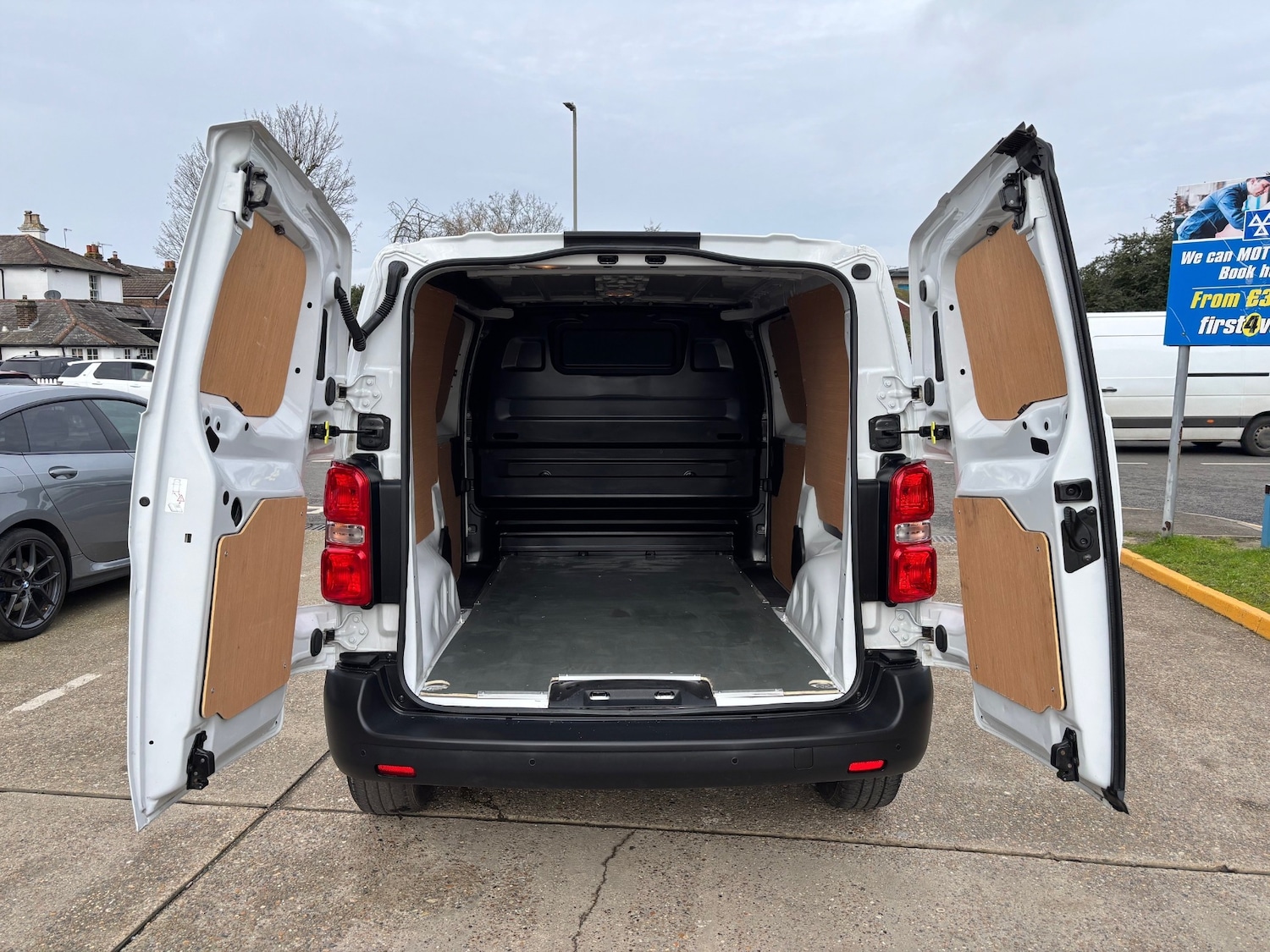 Used Peugeot Expert 2023 for sale - 77617349: Photo 10