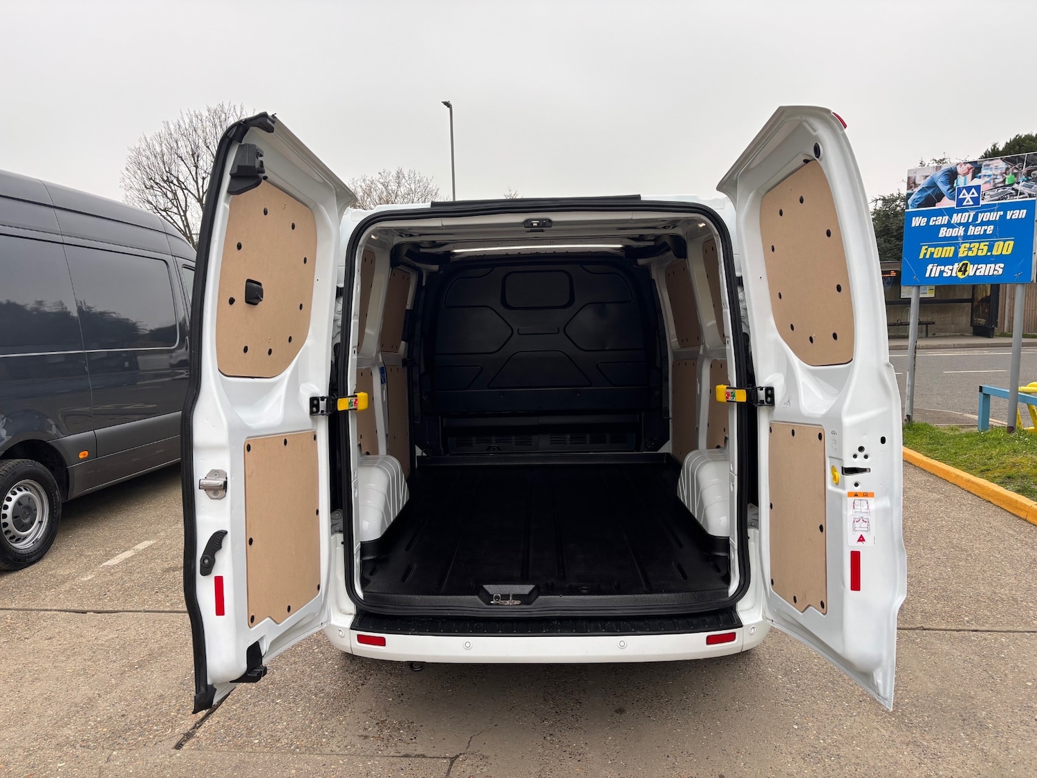 Used Ford Transit Custom 2023 for sale - 77775914: Photo 10