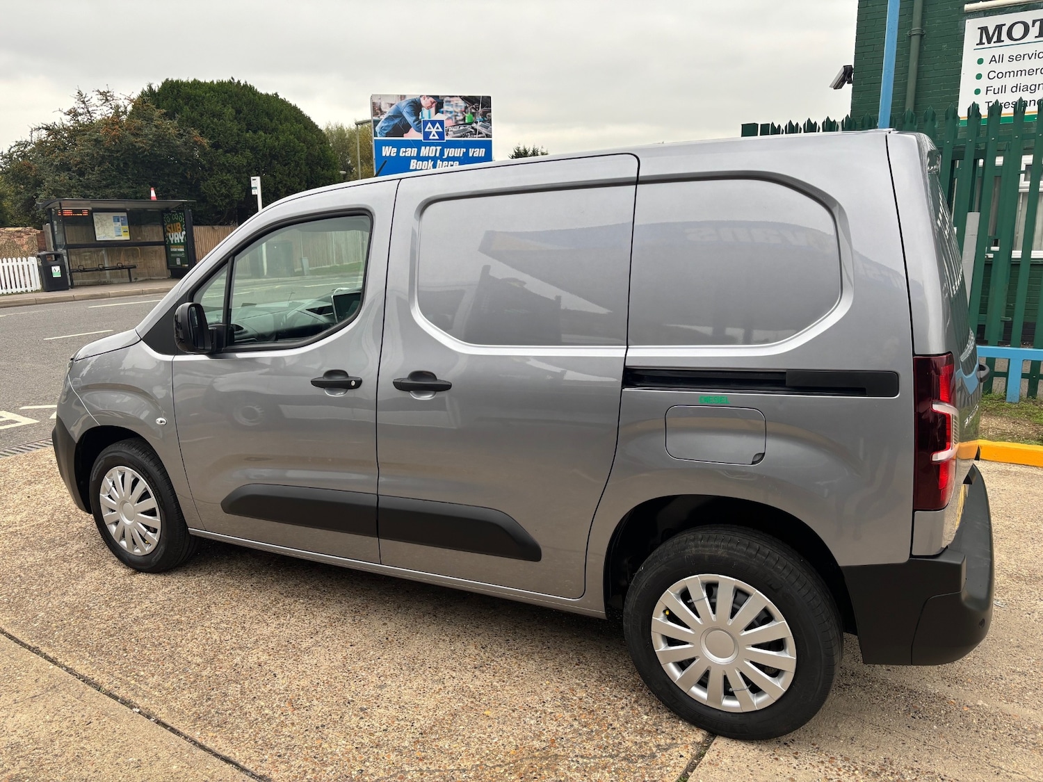 Used Peugeot Partner 2022 for sale - 76234212: Photo 14