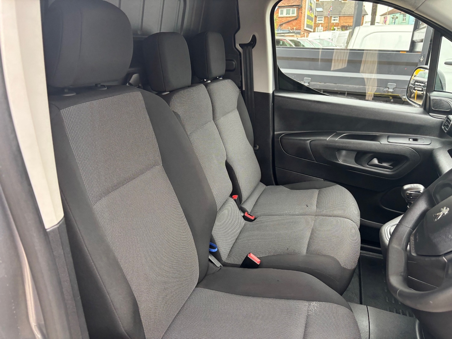 Used Peugeot Partner 2022 for sale - 76234212: Photo 9