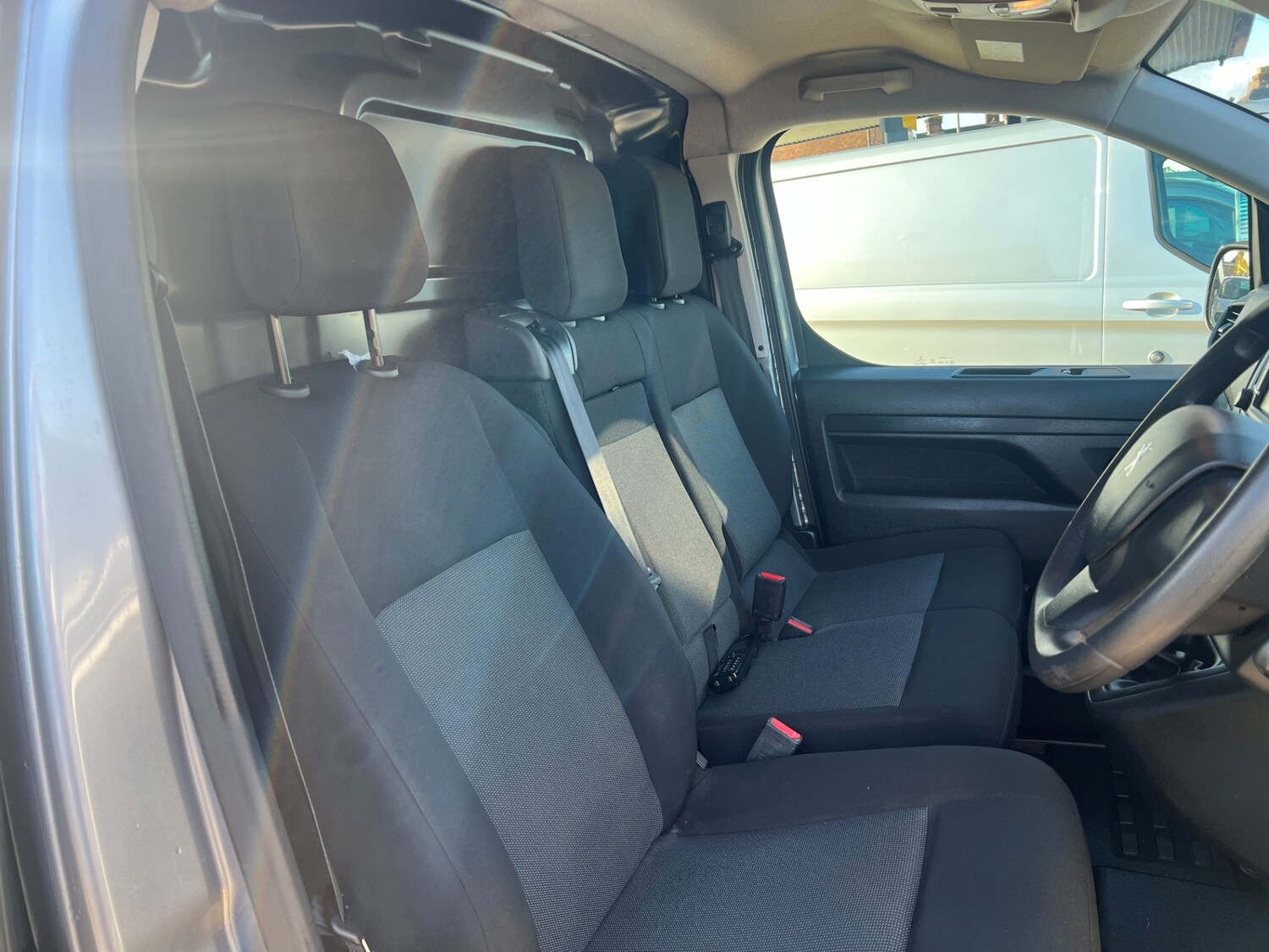 Used Peugeot Expert 2023 for sale - 76374321: Photo 13