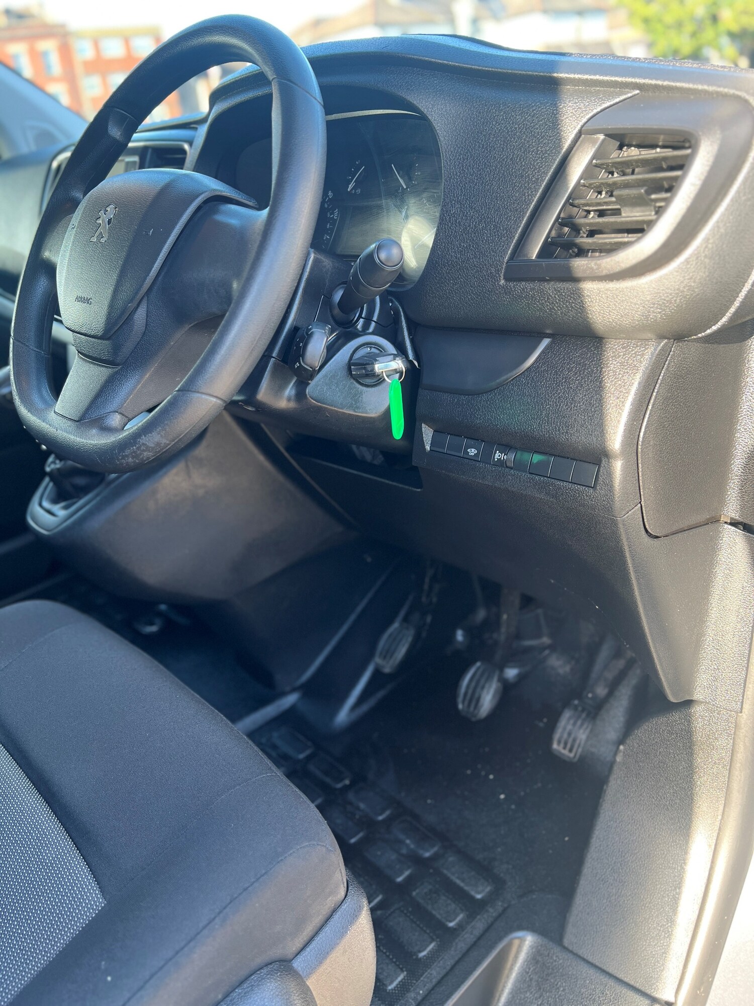 Used Peugeot Expert 2023 for sale - 76374321: Photo 14