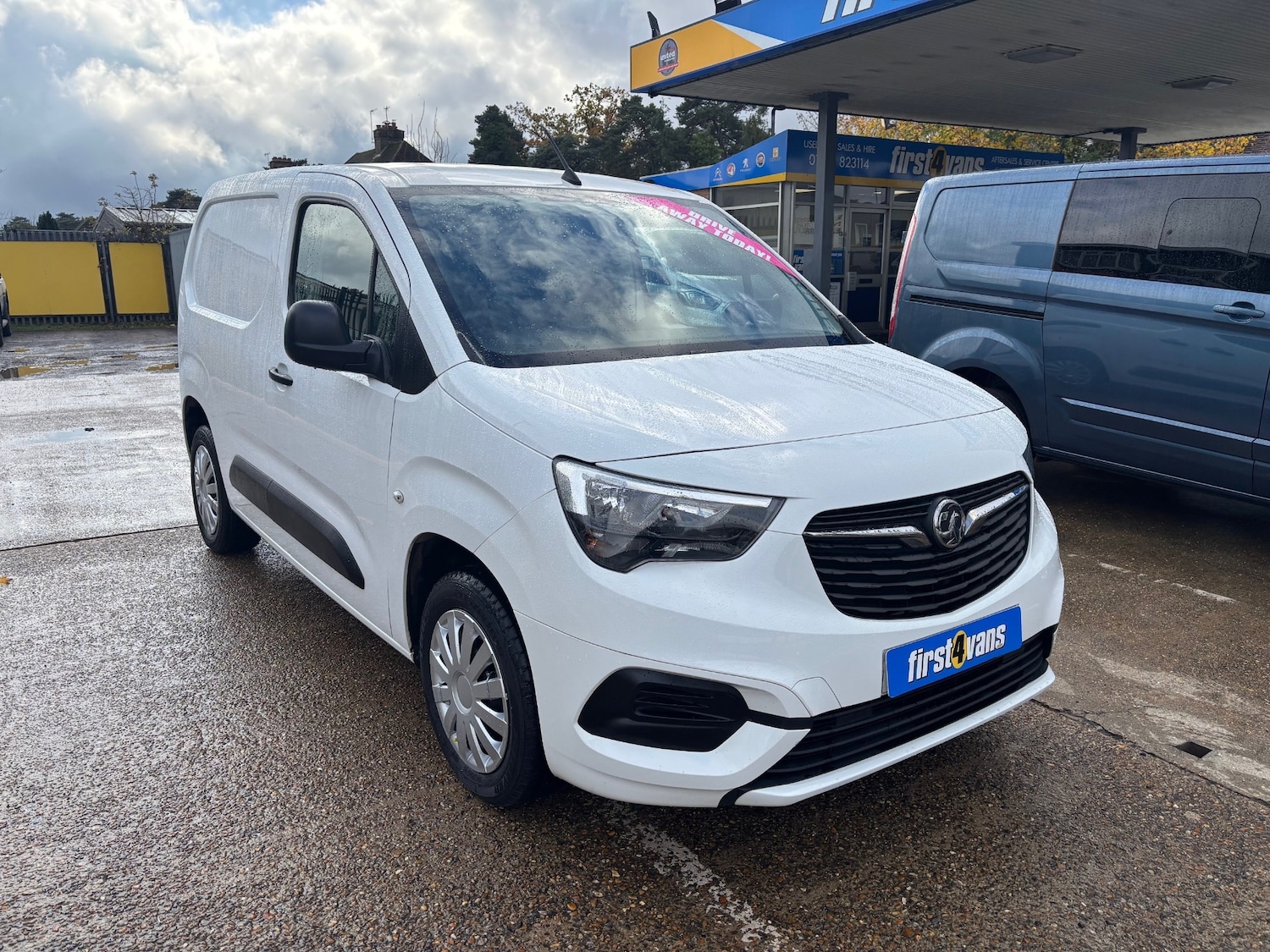 Used Vauxhall Combo 2020 for sale - 76506104: Photo 1