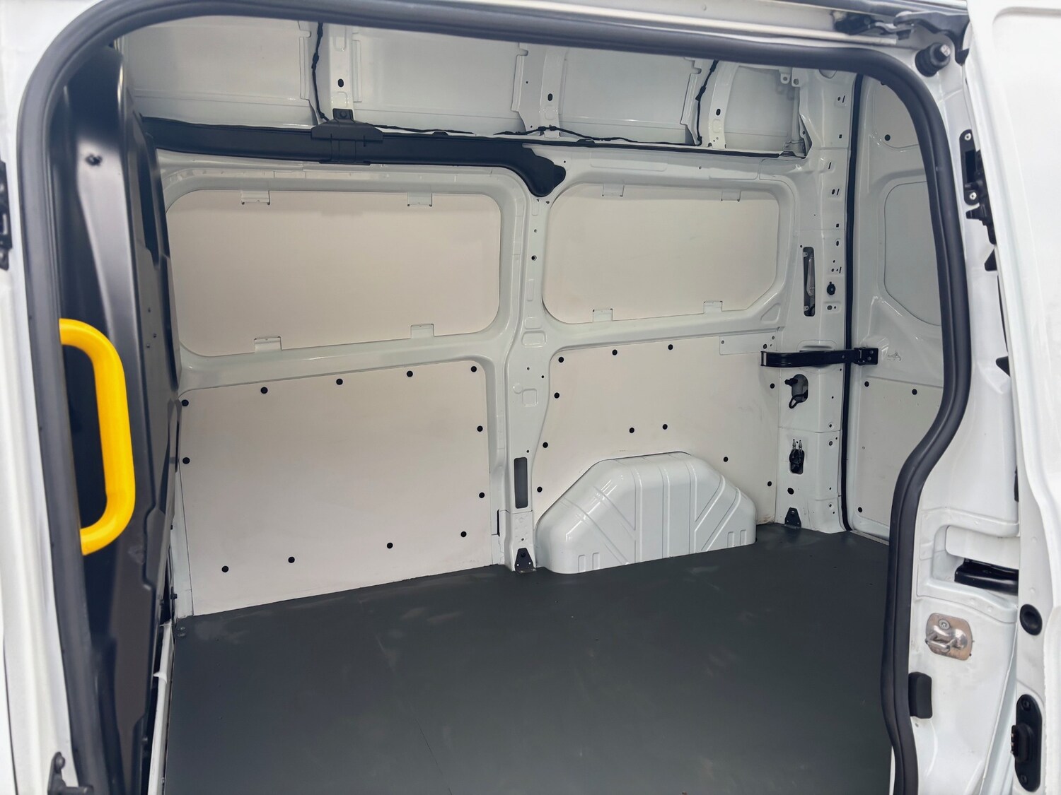 Used Ford Transit Custom 2020 for sale - 76299140: Photo 6