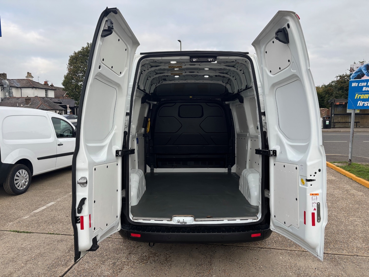 Used Ford Transit Custom 2020 for sale - 76299140: Photo 9