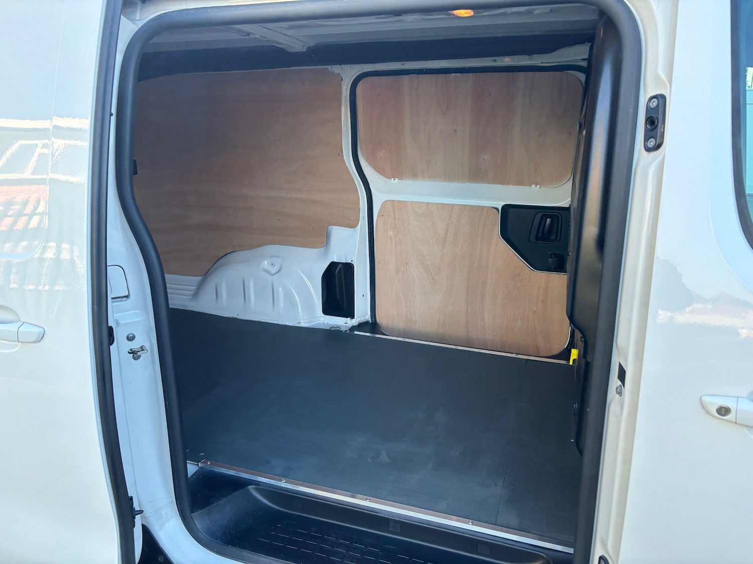 Used Vauxhall Vivaro 2020 for sale - 76652739: Photo 14