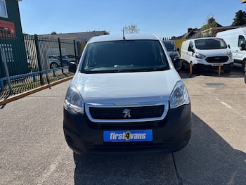 Used Peugeot Partner 2018 for sale - 78340503: Photo