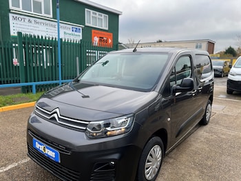 Used Citroen Berlingo 2020 for sale - 76518007: Photo