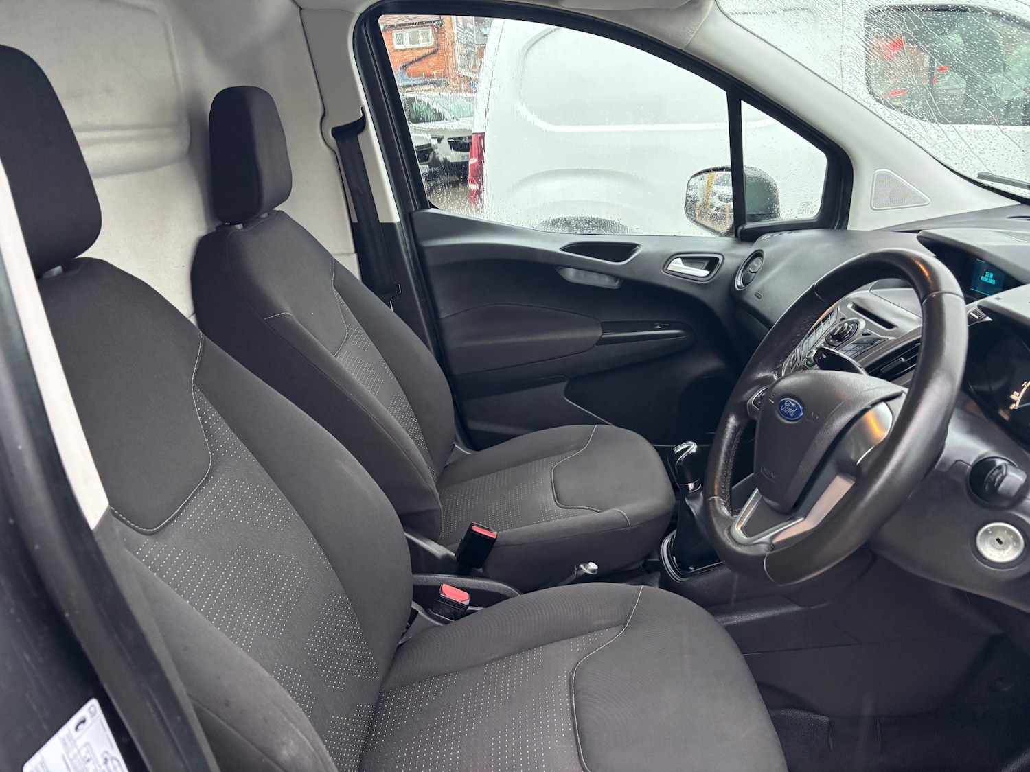 Used Ford Transit Courier 2015 for sale - 77429318: Photo 16