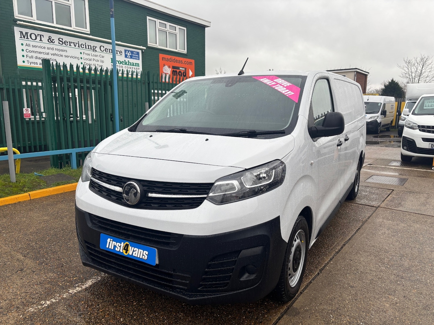 Used Vauxhall Vivaro 2023 for sale - 77284057: Photo 3