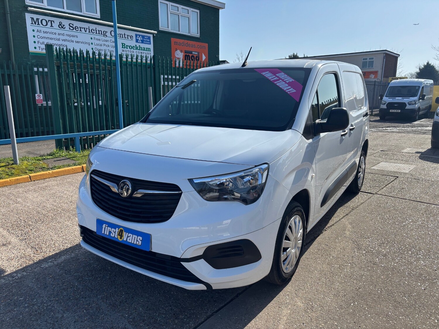 Used Vauxhall Combo 2020 for sale - 77759629: Photo 3