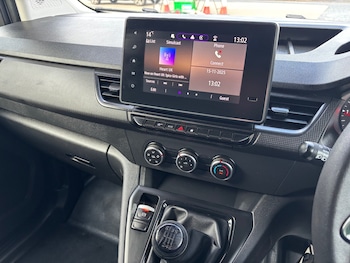 Used Renault Kangoo 2024 for sale - 76579701: Photo